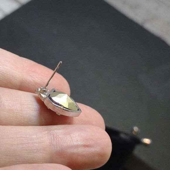 Fox Earrings Silver Tone - Picture 3 of 4